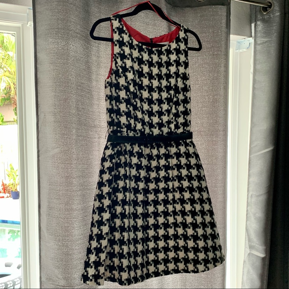 Sassy Jessica Simpson Houndstooth Dress NWT